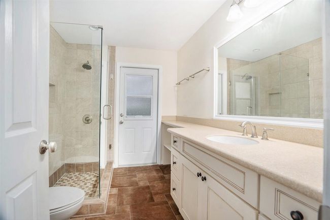 13310 Golf Crest Cir, House other with 6 bedrooms, 3 bathrooms and null parking in TAMPA FL | Image 25