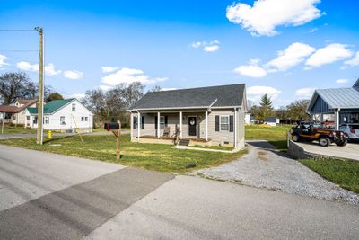 300 Hayes St, House other with 3 bedrooms, 2 bathrooms and null parking in Woodbury TN | Image 3