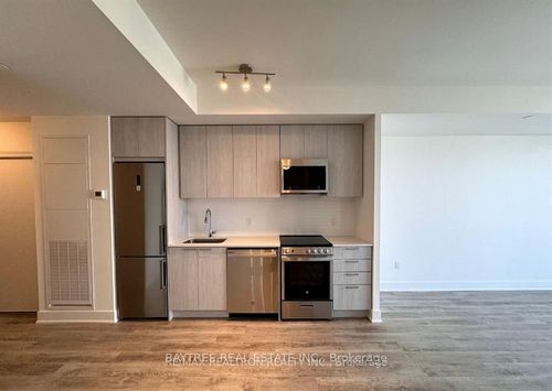 1205-185 Deerfield Rd, Newmarket, ON, L3Y0G7 | Card Image