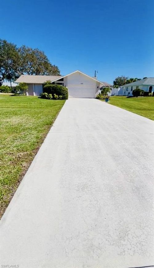 9390 Gulfstream Blvd, ENGLEWOOD, FL, 34224-9246 | Card Image