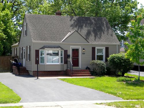 1727 Huy Rd, Columbus, OH, 43224-3551 | Card Image