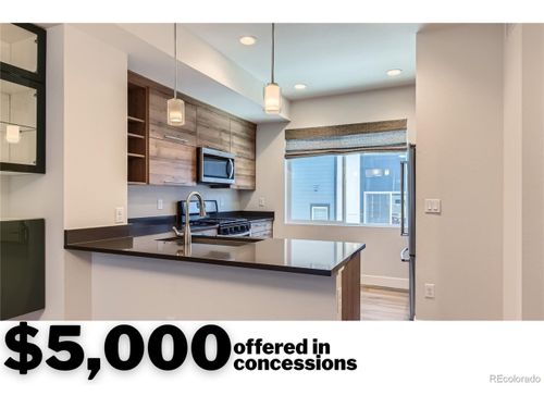 5530 W 11th Pl, Lakewood, CO, 80214-3049 | Card Image