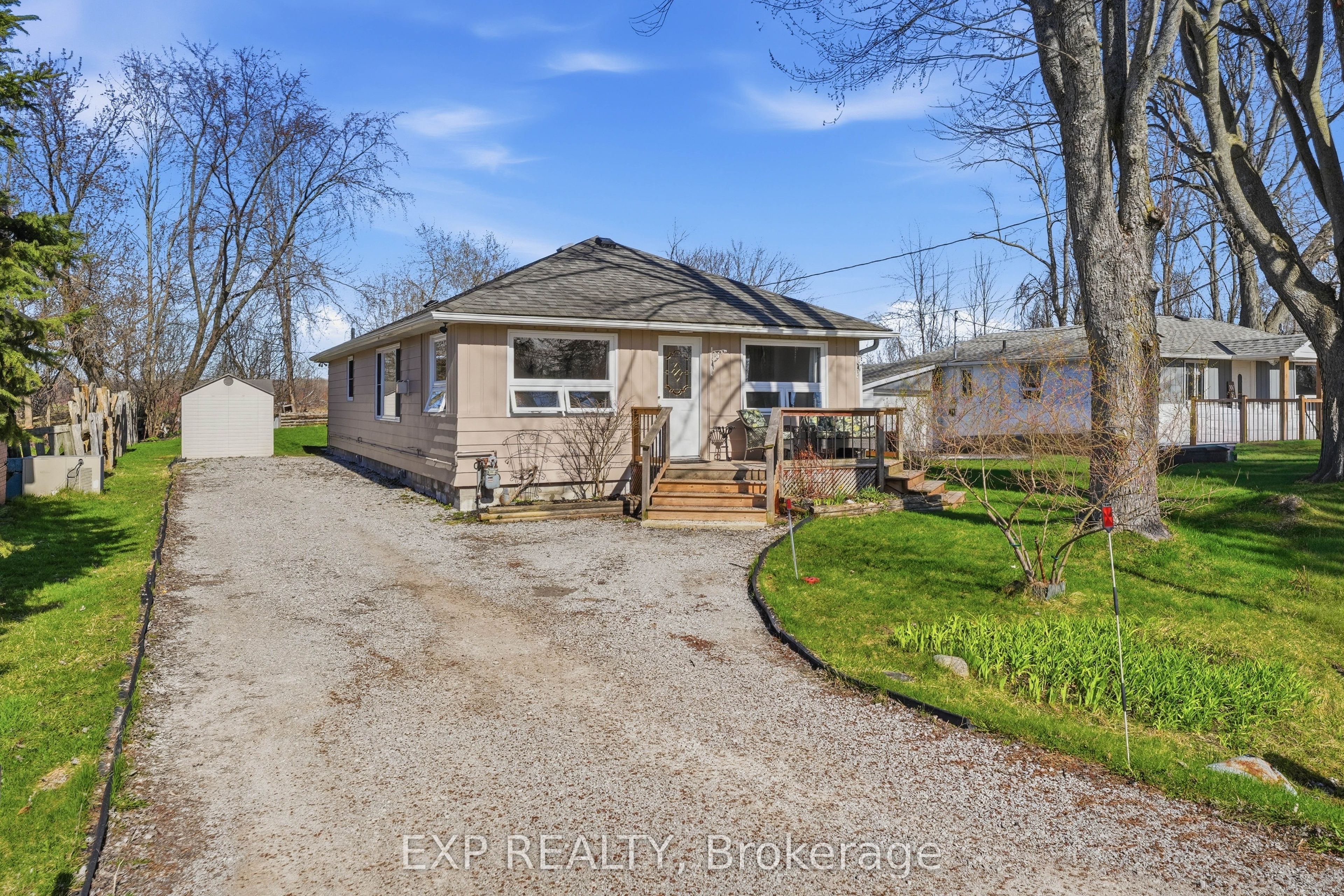 Residential in Georgina