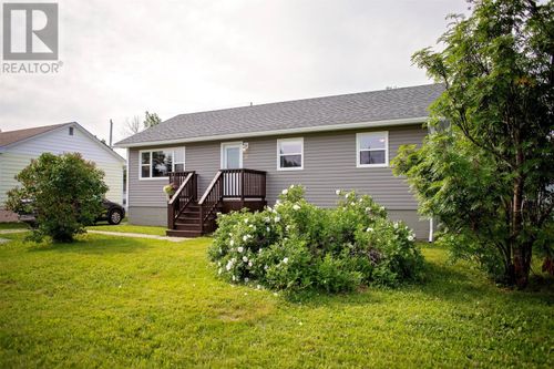 11 Cotton St, Gander, NL, A1V1E3 | Card Image