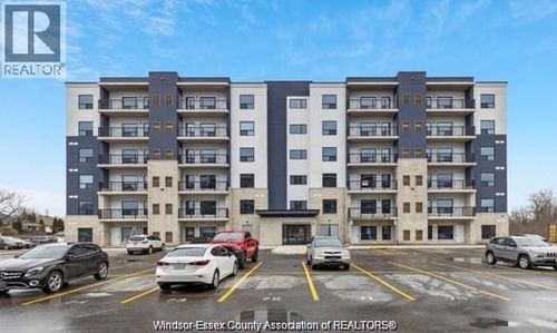 204-3290 Stella Cres, Windsor, ON, N8T0B7 | Card Image