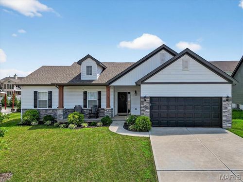 136 Hayfield Dr, Moscow Mills, MO, 63362-0415 | Card Image