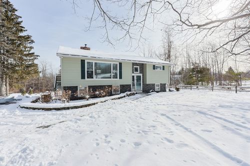 609 Ashby West Rd, Fitchburg, MA, 01420-6623 | Card Image