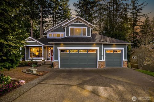 4200 Parkhurst Drive, Bellingham, WA, 98229 | Card Image