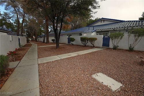 unit-b-2112 Willowbury Dr, Las Vegas, NV, 89108-3484 | Card Image