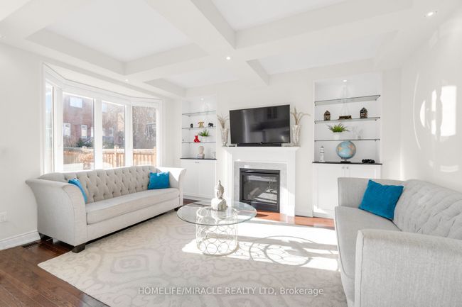 49 Lavallee Cres, House other with 6 bedrooms, 5 bathrooms and 4 parking in Brampton ON | Image 10