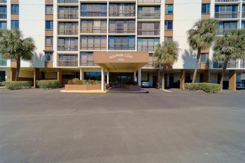 802-255 Dolphin Pt, CLEARWATER BEACH, FL, 33767-2119 | Card Image