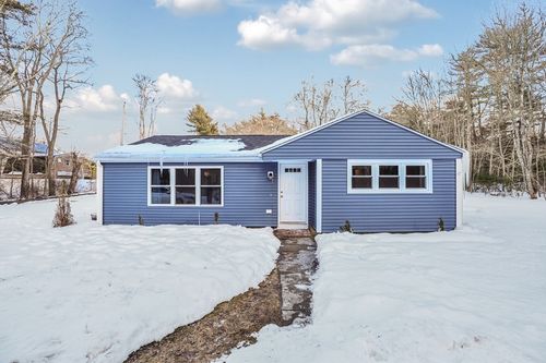 68 Giseles Way, New Bedford, MA, 02745-3934 | Card Image