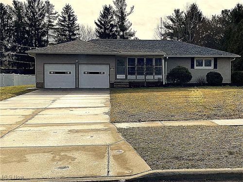 210 Highland Dr, Medina, OH, 44256-3119 | Card Image