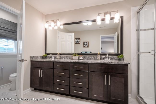 2008 Stallion Cir E, Condo with 3 bedrooms, 3 bathrooms and null parking in Toms River NJ | Image 12