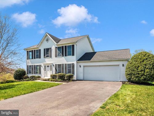 6348 Twin Ponds Ln, Mount Airy, MD, 21771-7471 | Card Image