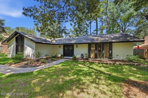 113 Poplar Dr, Brandon, MS, 39047-6231 | Card Image