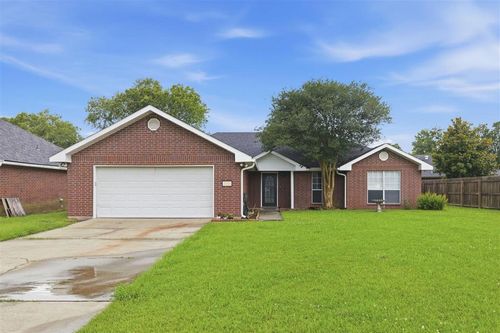 5710 Adair Dr, Lake Charles, LA, 70605-7100 | Card Image
