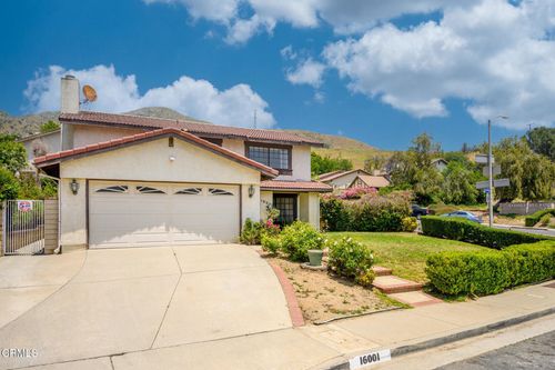 16001 Circle Diamond Rd, Rancho Cascades, CA, 91342-1074 | Card Image