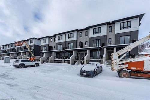 b11-410 Northfield Dr W, Waterloo, ON, N2L0A6 | Card Image