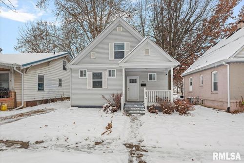 908 N Walnut St, Springfield, IL, 62702-3747 | Card Image