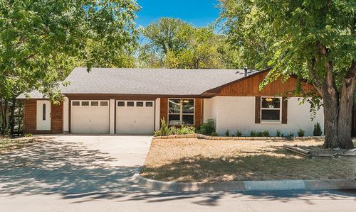 2908 Longfellow Ln, Denton, TX, 76209-1203 | Card Image
