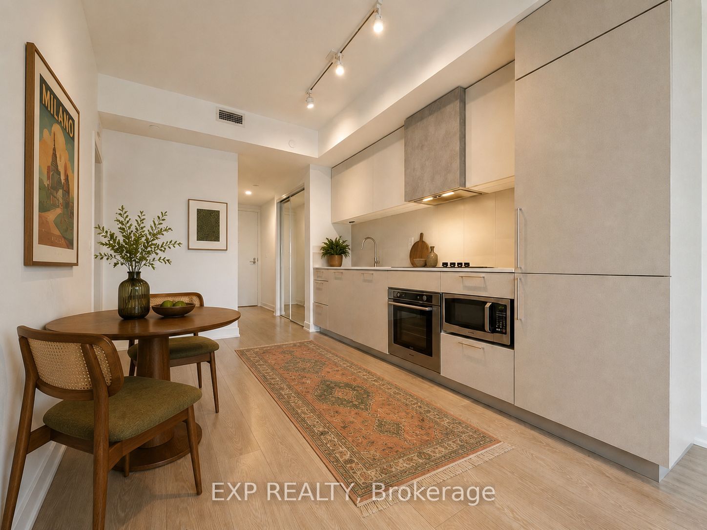 Residential in Toronto C01 2