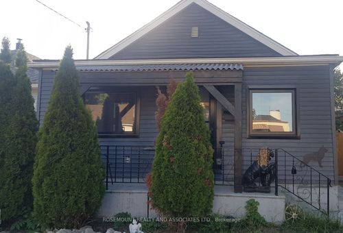 765 Tate Ave, Hamilton, ON, L8H6M1 | Card Image
