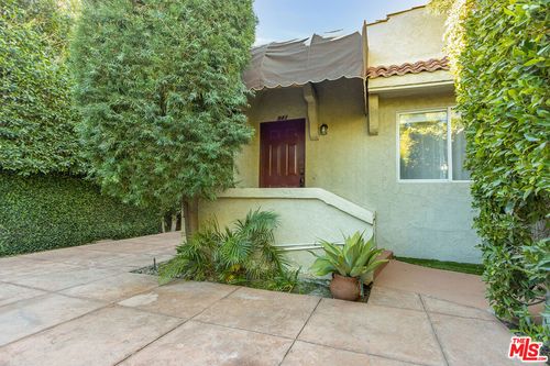 843 N Ogden Dr, Los Angeles, CA, 90046-7307 | Card Image