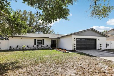 756 Caliente Drive, House other with 4 bedrooms, 2 bathrooms and null parking in Brandon FL | Image 1