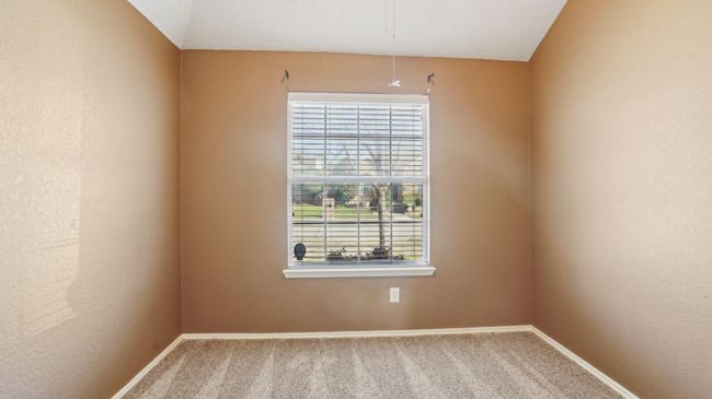 Bedroom #3 | Image 19