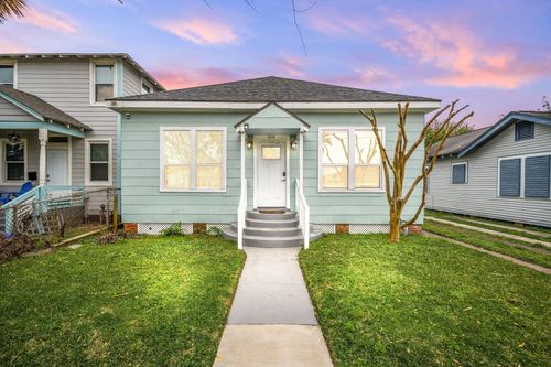 3529 Avenue S, Galveston, TX, 77550-8837 | Card Image