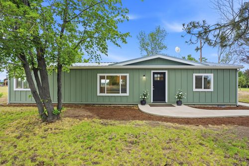 67292 Rabbitbrush Dr, Bend, OR, 97703-9179 | Card Image