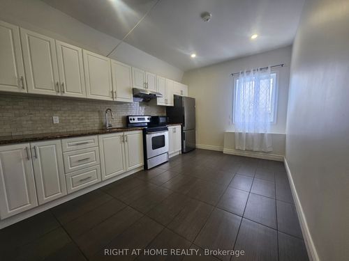 upper-1-17 Barrie St, Bradford, ON, L3Z2B4 | Card Image