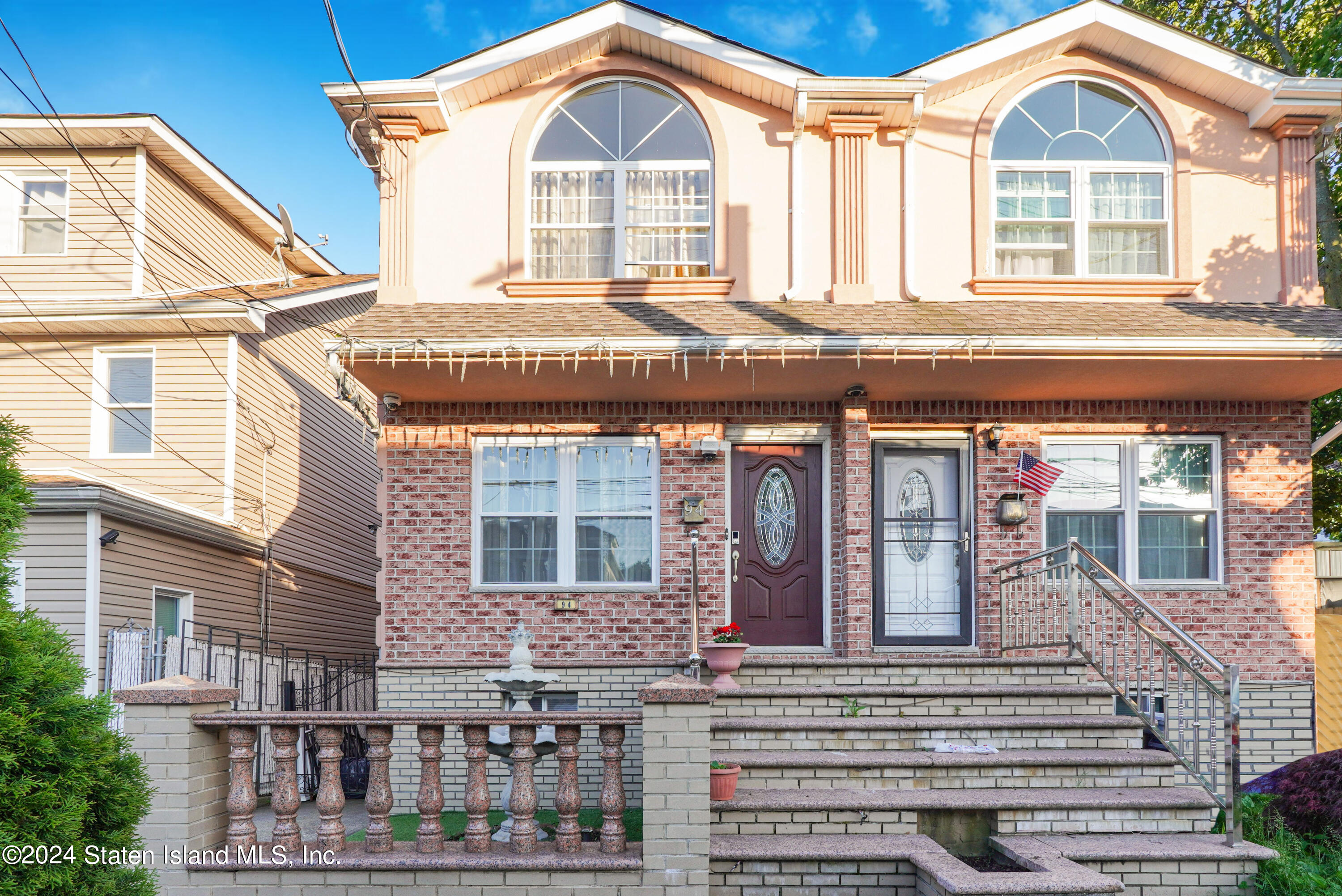 Maryland Ave, Staten Island, NY 10305