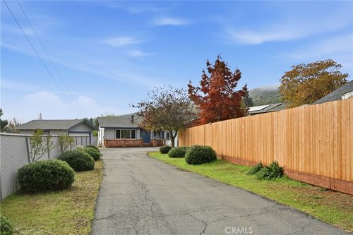 9035 Salinan Way, Kelseyville, CA, 95451-9628 | Card Image