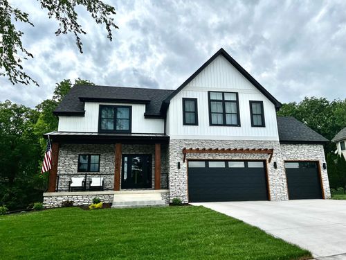 9547 Tall Grass Trl, Saint John, IN, 46373-0671 | Card Image
