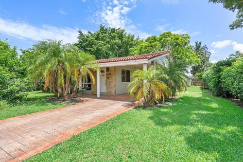 220 35th Ct, Oakland Park, FL, 33309-5212 | Card Image