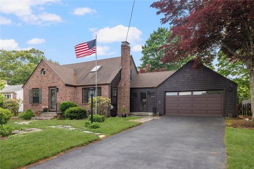 87 Frontier Rd, Warwick, RI, 02889-1106 | Card Image