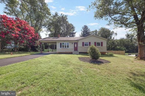 17305 Flagstone Dr, Germantown, MD, 20874-2234 | Card Image