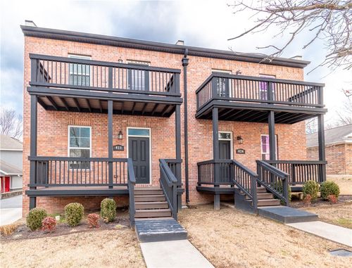424 E 7th St, Fayetteville, AR, 72701-6609 | Card Image