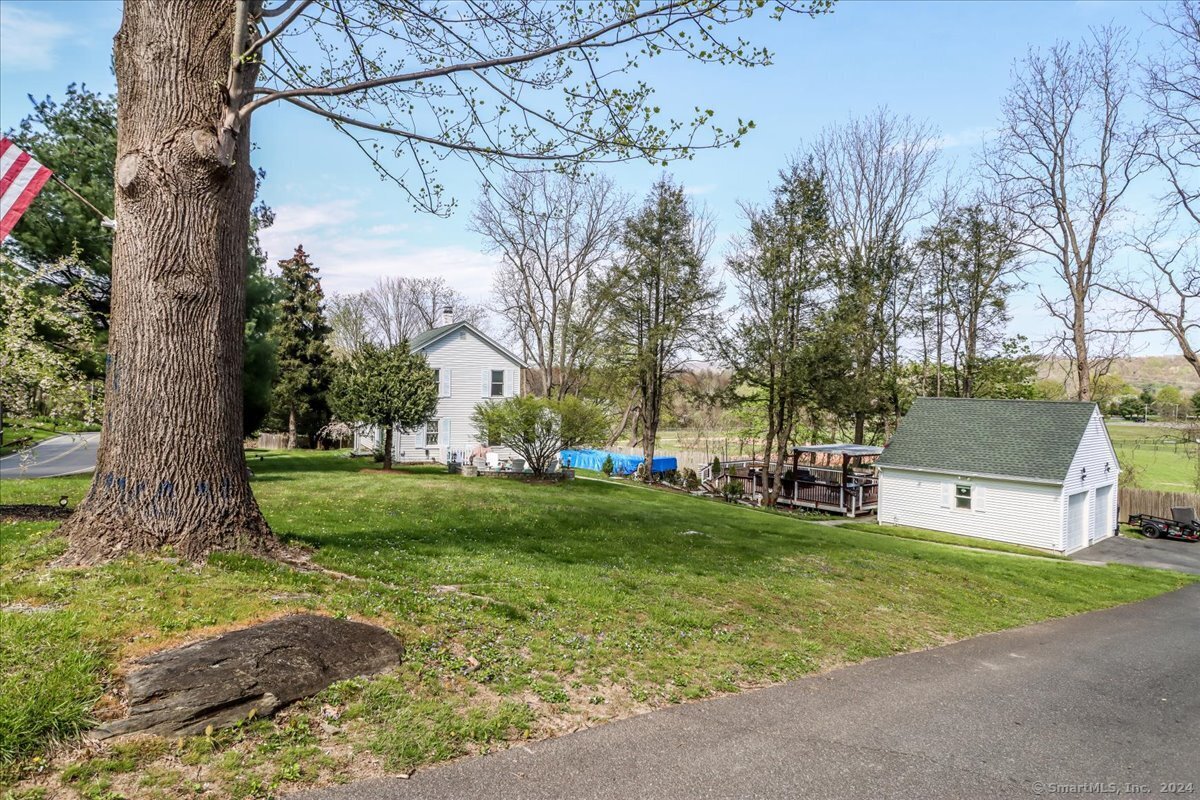 Sullivan Rd, New Milford, CT 06776