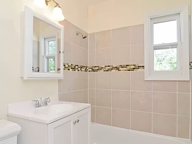 1933 Apache Rd, House other with 2 bedrooms, 2 bathrooms and 1 parking in Waukegan IL | Image 9