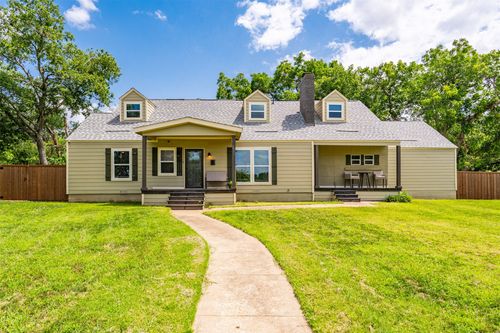 2500 Fairway Dr, Fort Worth, TX, 76119-4608 | Card Image
