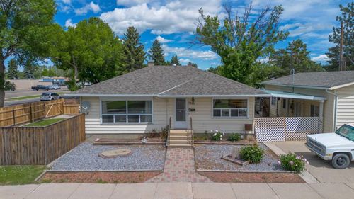 2305 7 Avenue N, Lethbridge, AB, T1H0Z2 | Card Image