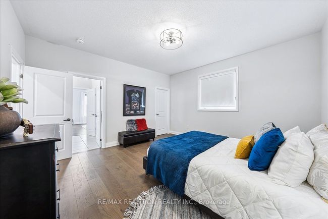 92 Klees Cres, House other with 4 bedrooms, 4 bathrooms and 2 parking in Aurora ON | Image 35