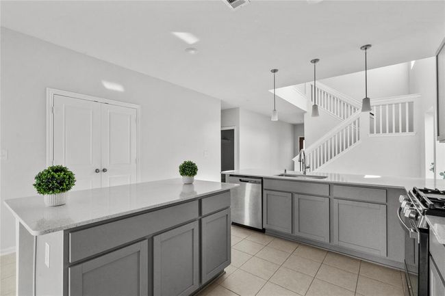 2722 Amethyst Ct, House other with 4 bedrooms, 3 bathrooms and 2 parking in Texas City TX | Image 8