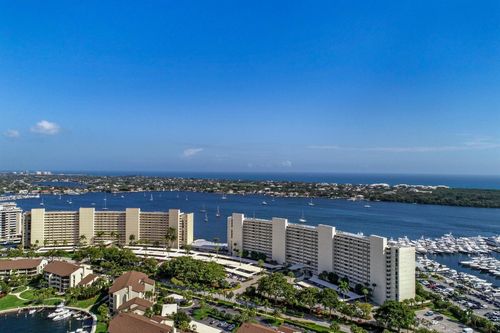 220-132 Lakeshore Dr, North Palm Beach, FL, 33408-3687 | Card Image