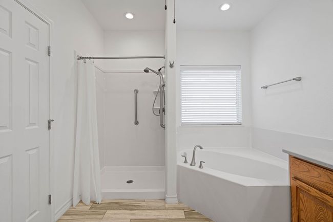 1022 Cape Velero Dr, House other with 3 bedrooms, 3 bathrooms and null parking in Rockport TX | Image 29