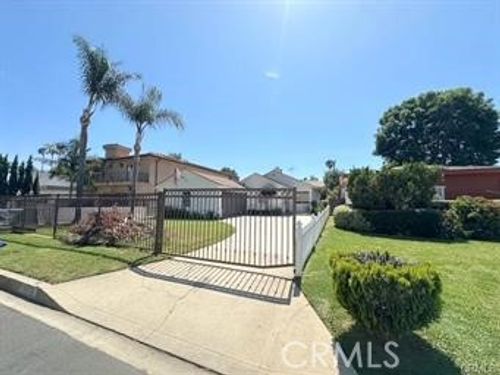 14722 Addison St, Sherman Oaks, CA, 91403-1634 | Card Image