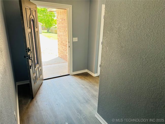 1004 S Gore St, House other with 3 bedrooms, 2 bathrooms and null parking in Muldrow OK | Image 12